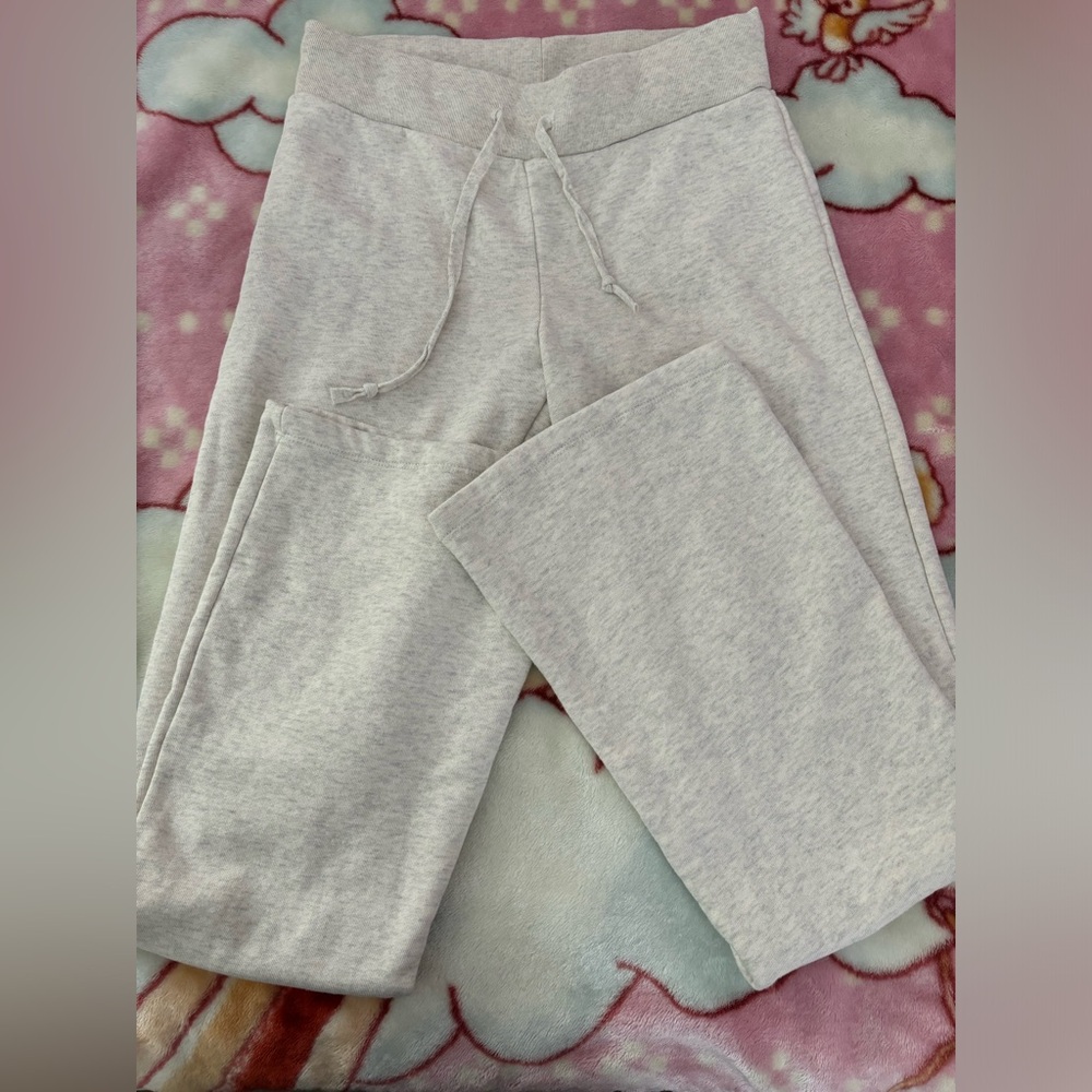 Brandy Melville silver grey Hilary yoga pants